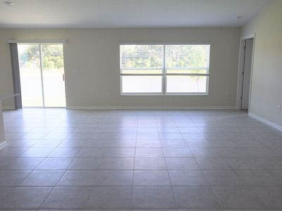 327 Macarthur St - Photo 4 of 15