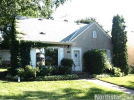 featured image of 668 Hoyt Ave E