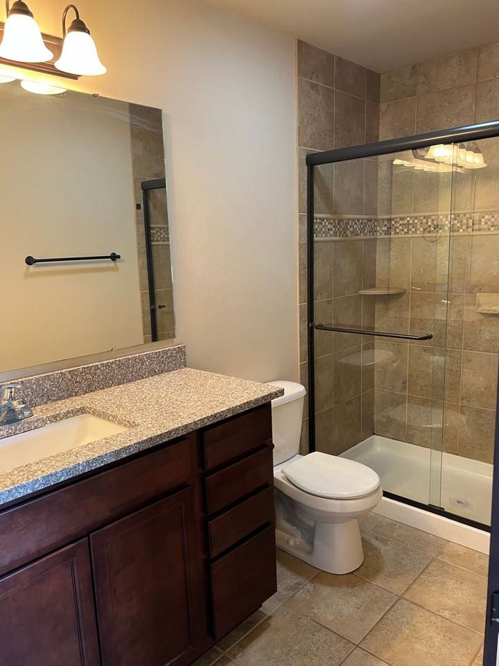 888 Ferguson Ave - Photo 7 of 13