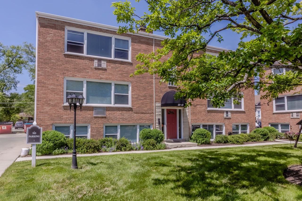 Ardmore Garden Apartments in Villa Park - Photo 5 of 23