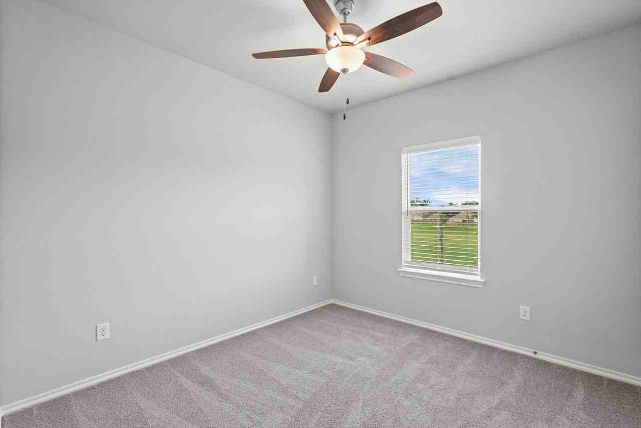 1103 Hugh Landing Rd - Photo 3 of 21
