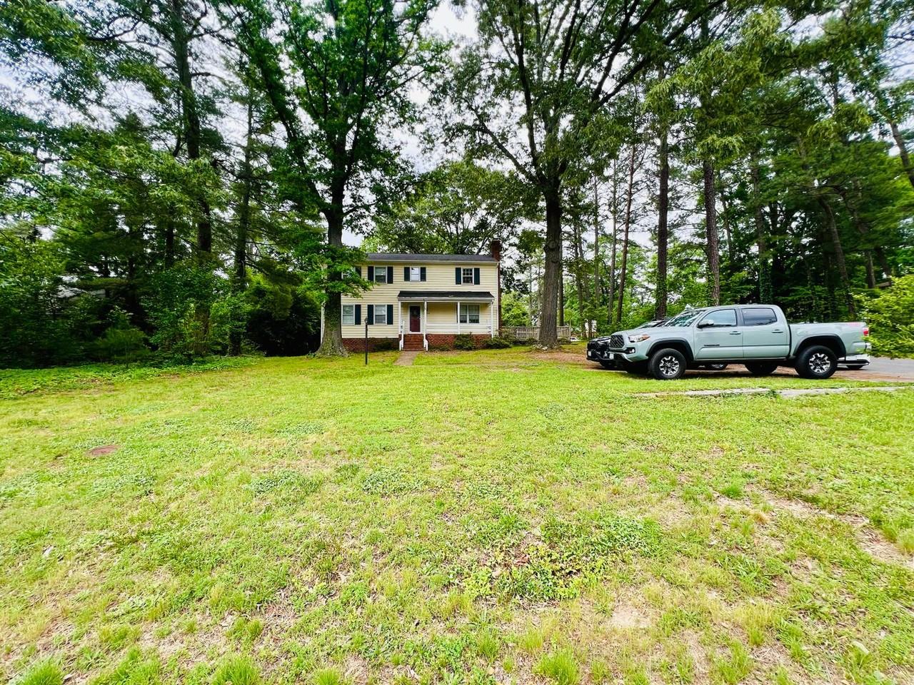 7400 Three Chopt Rd - Photo 4 of 45