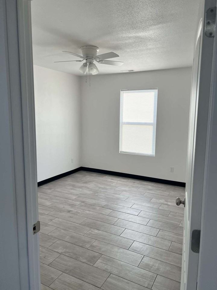 1113 Chica Ln #1 - Photo 6 of 7