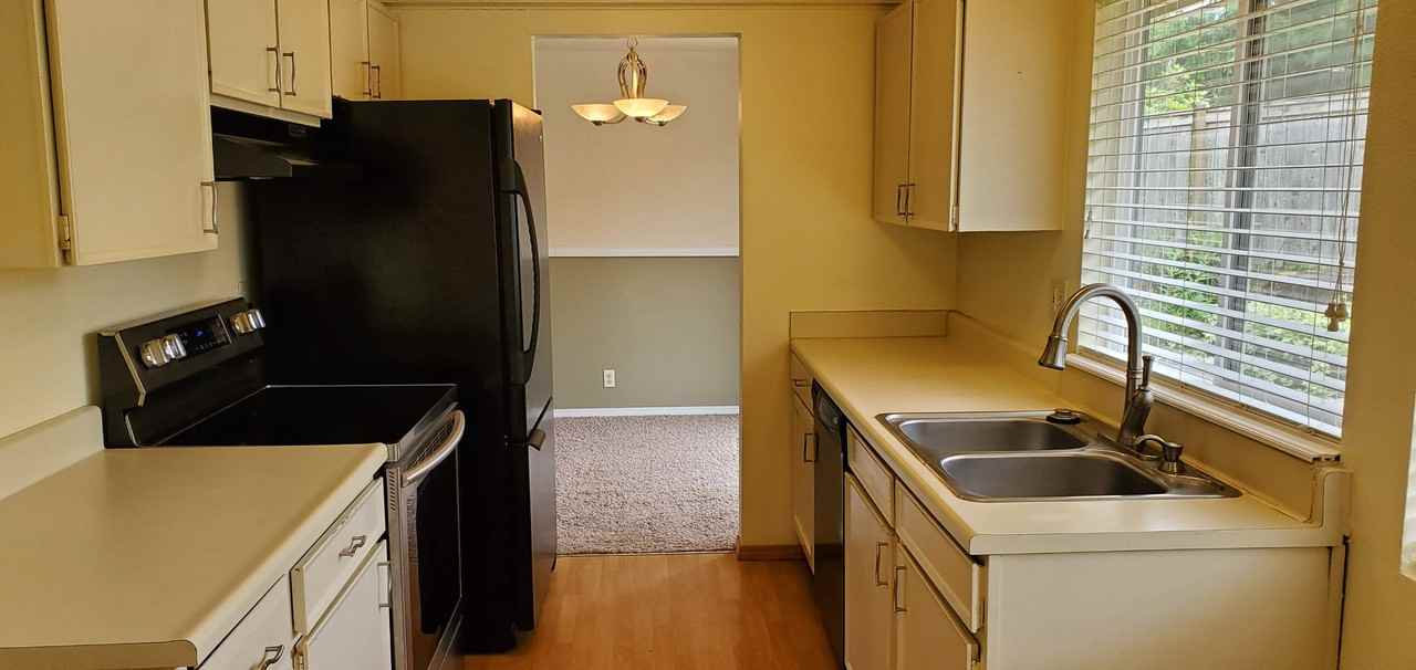 2015 Dayton Ct Se #NA - Photo 3 of 18