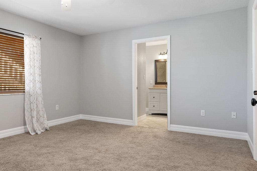 1320 Trail By The Lk #1 - Photo 7 of 10