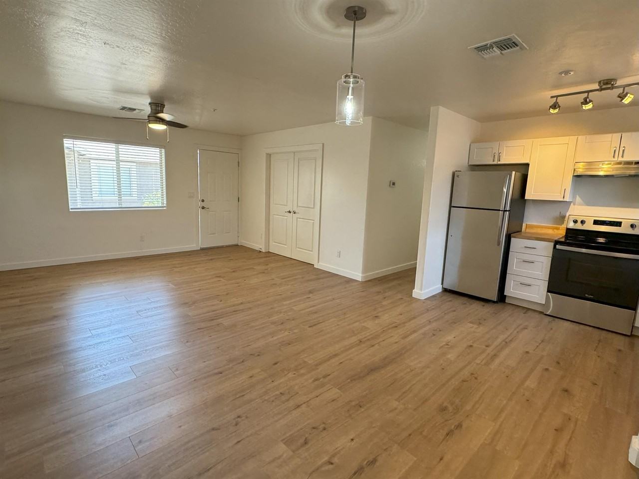 1455 E Taylor St #3 - Photo 6 of 20
