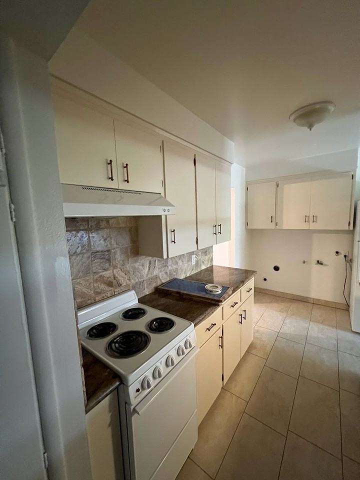 1614 12th St - Photo 5 of 25