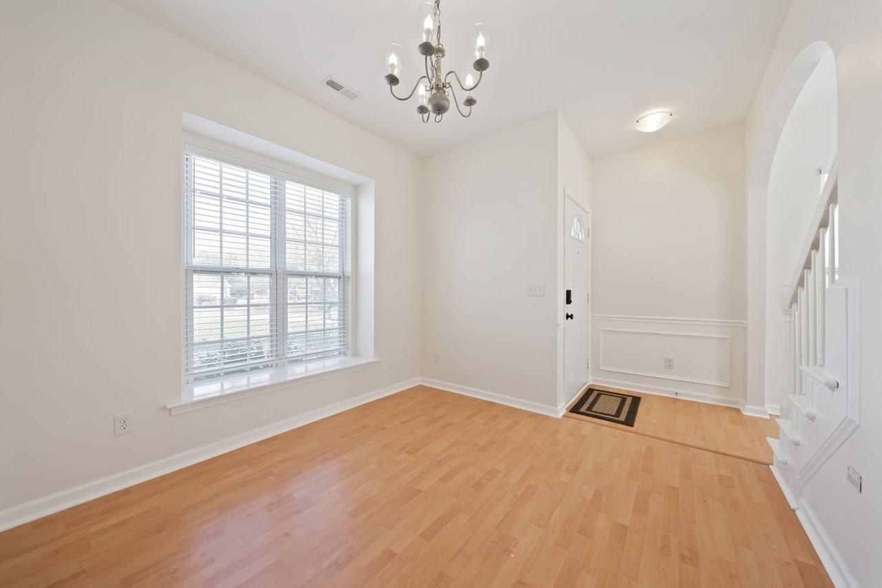 23 Keswick Ct - Photo 6 of 16