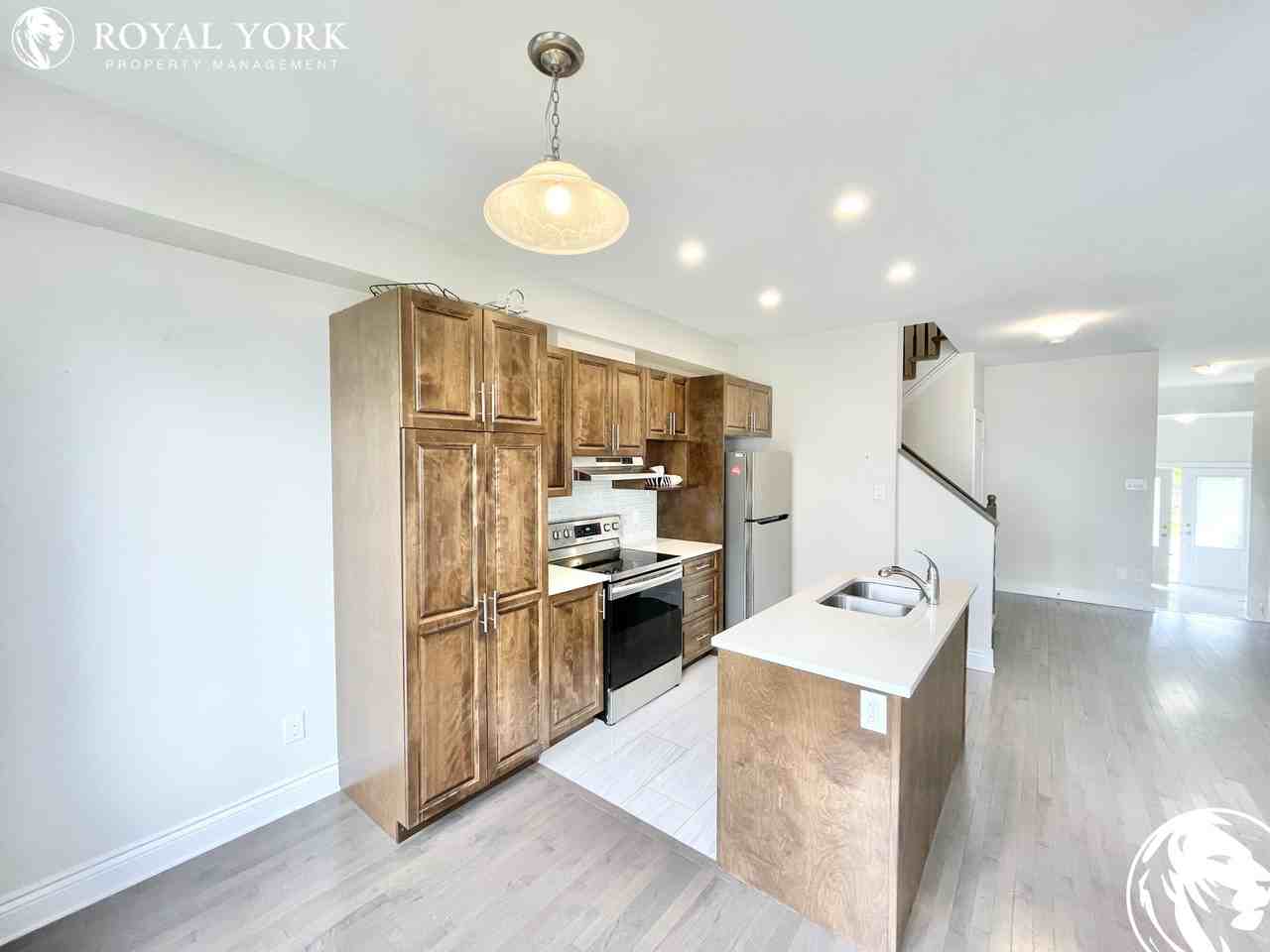 5 Leblanc Street, Carleton Place, Ontario ,K7C 0L2 - Photo 2 of 23