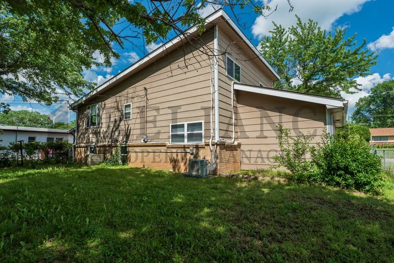 533 S Westview Dr - Photo 4 of 26