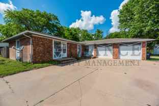 1318 E Peach Ave - Photo 1 of 1