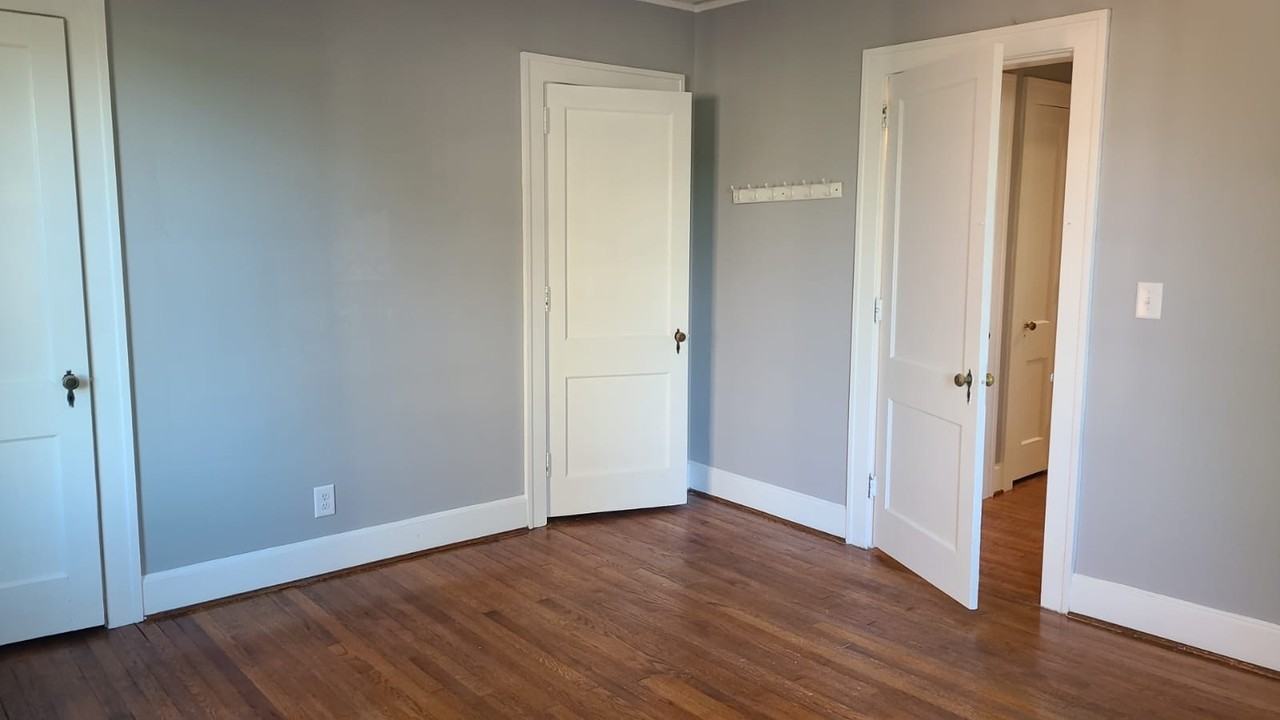 605 South Lexington Avenue - Photo 7 of 25