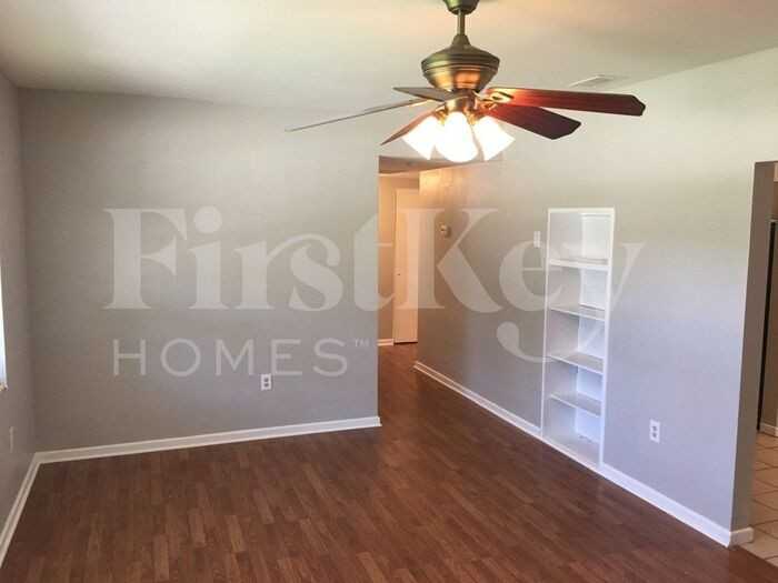 123 2nd Jpv St - Photo 2 of 8