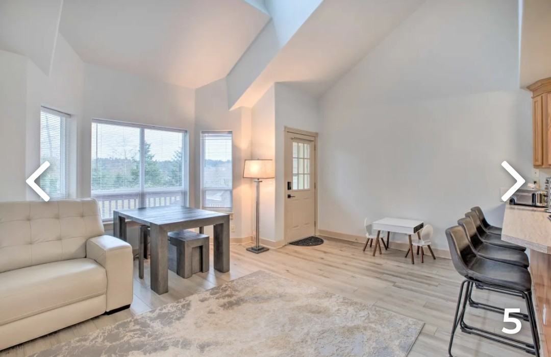 3979 Ne Johns Ave #NA - Photo 3 of 50