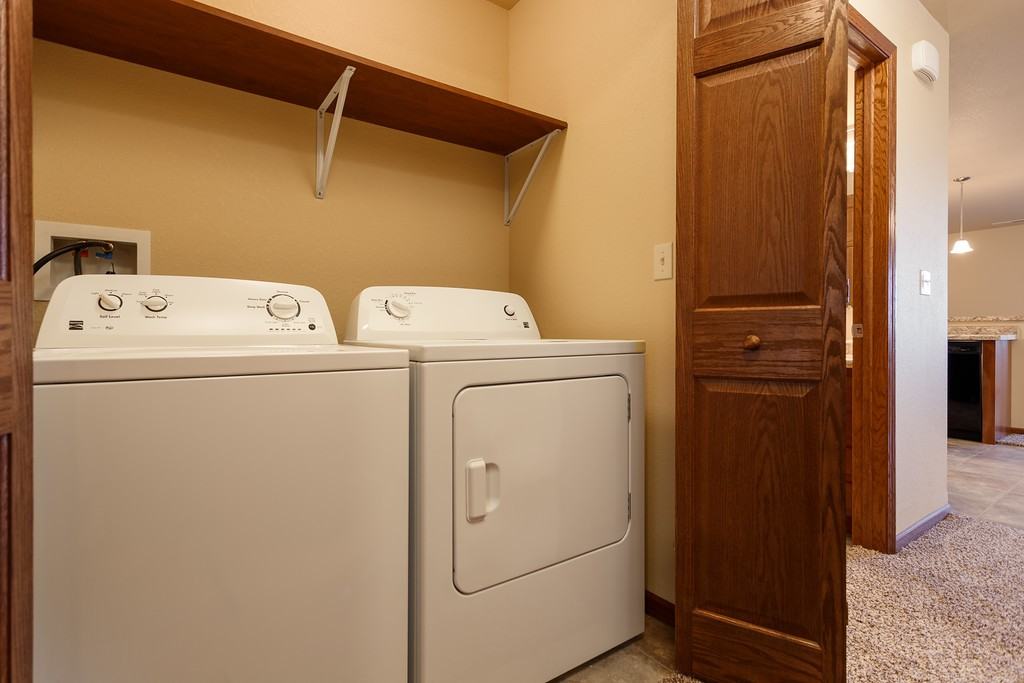 7243 Independence St #7 - Photo 7 of 11