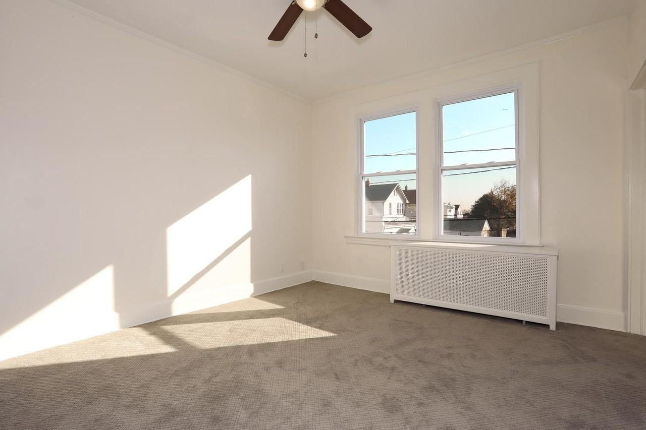 7 4th St #2 - Photo 4 of 22