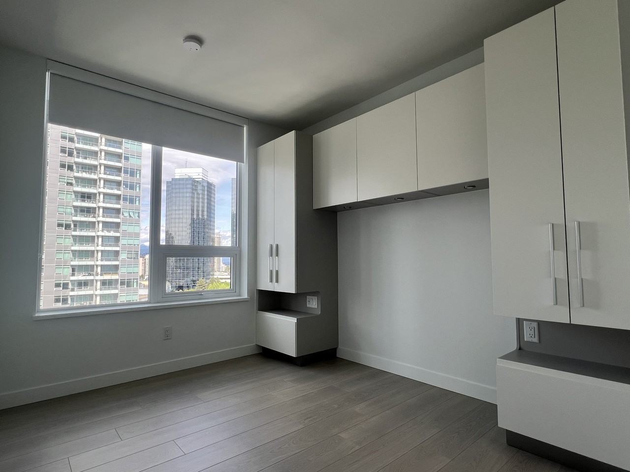 6537 Telford Avenue - Photo 7 of 12