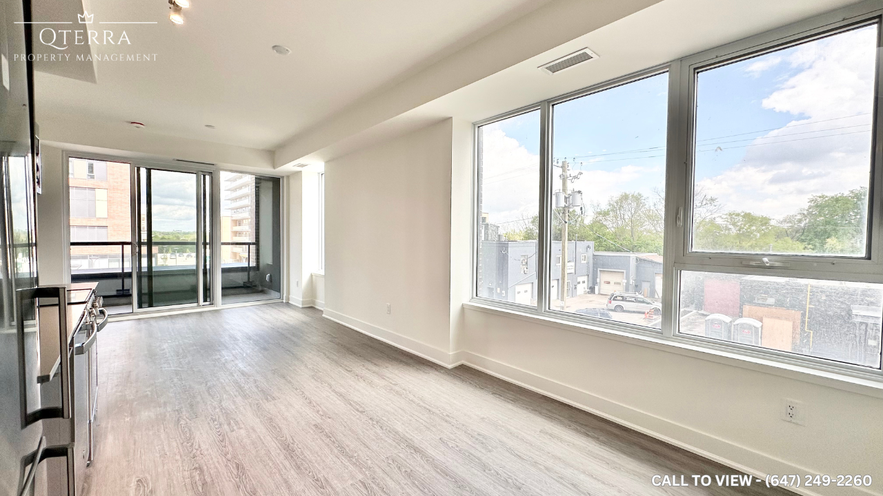 204-185 Deerfield Rd, Newmarket, Ontario L3Y 0G7 - Photo 2 of 13