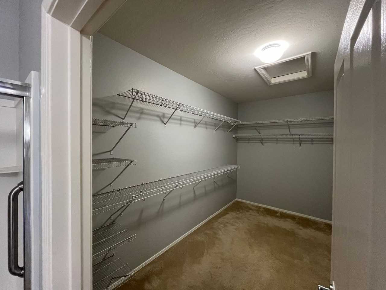 2266 Jada Dr - Photo 4 of 22