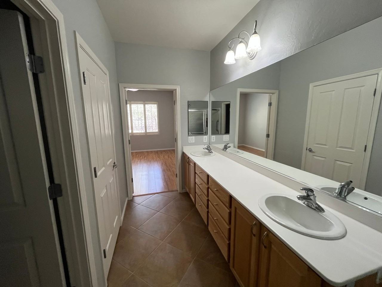 2266 Jada Dr - Photo 7 of 22