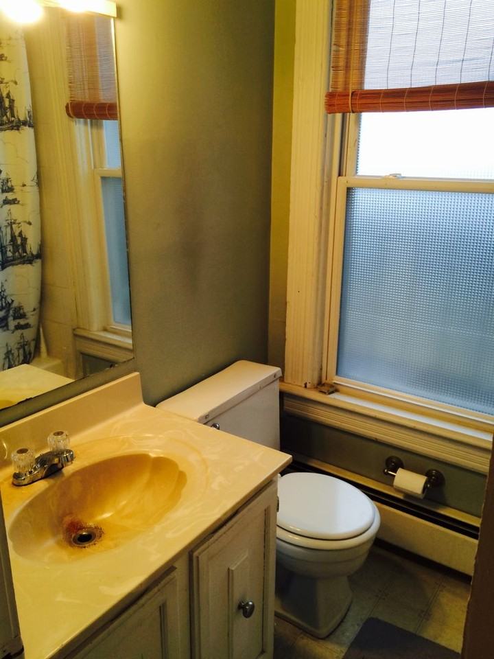 146 Bradley St - Photo 2 of 13