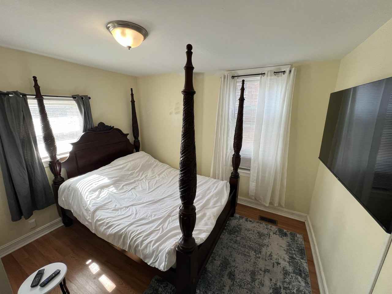 1833 Point Breeze Ave #2 - Photo 5 of 8