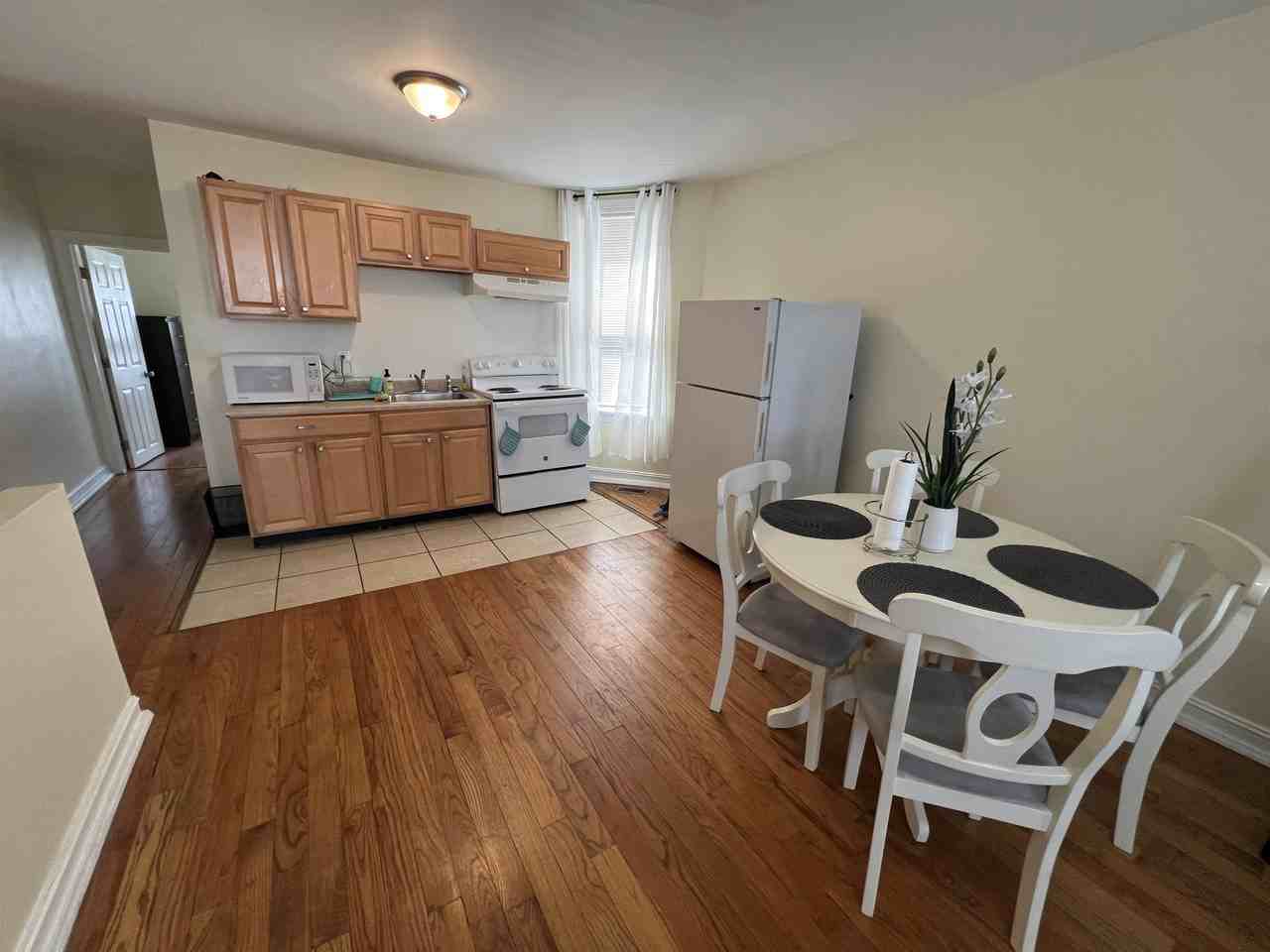 1833 Point Breeze Ave #2 - Photo 7 of 8