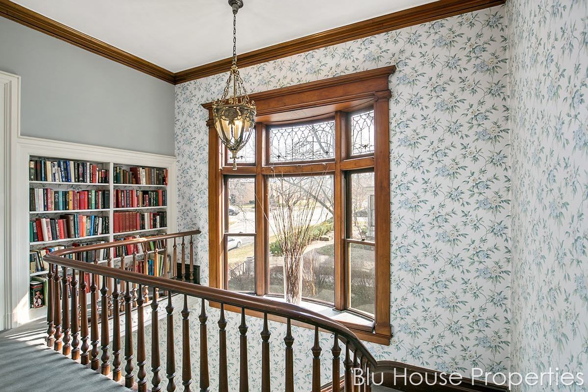 230 Fountain Street Northeast - Photo 3 of 8