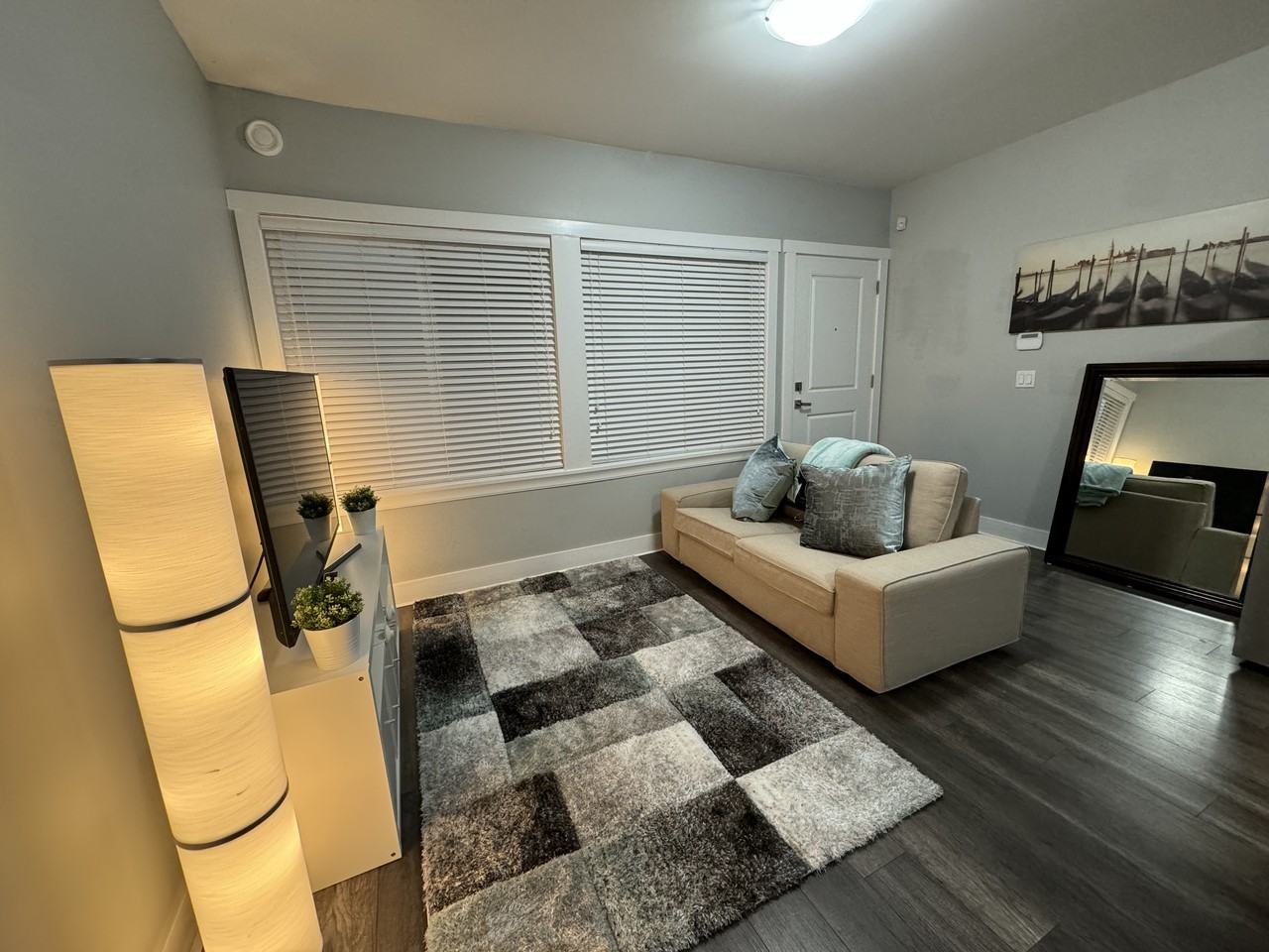 299 Montgomery Street - Photo 3 of 19