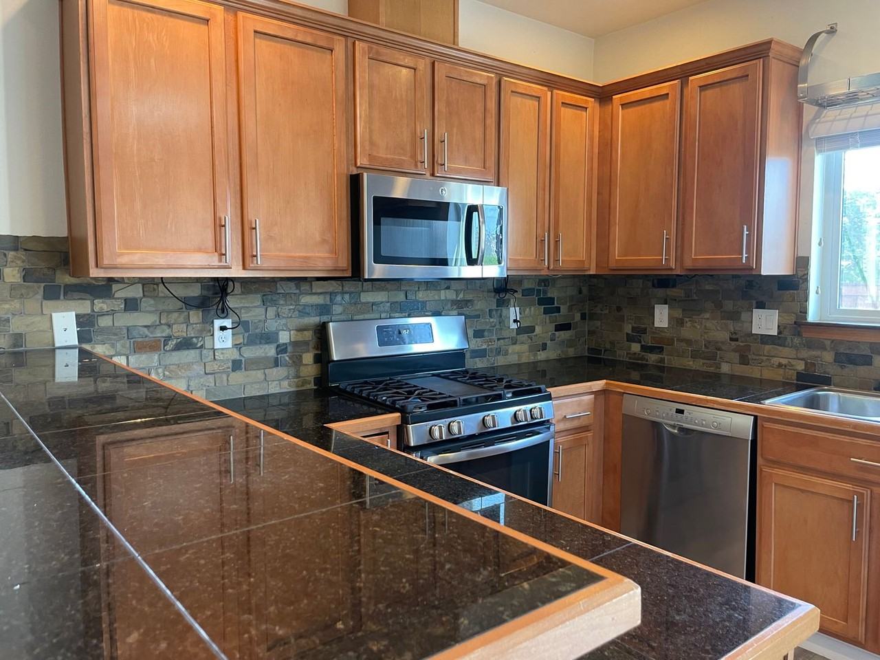 4724 Delridge Way Southwest #B - Photo 5 of 20