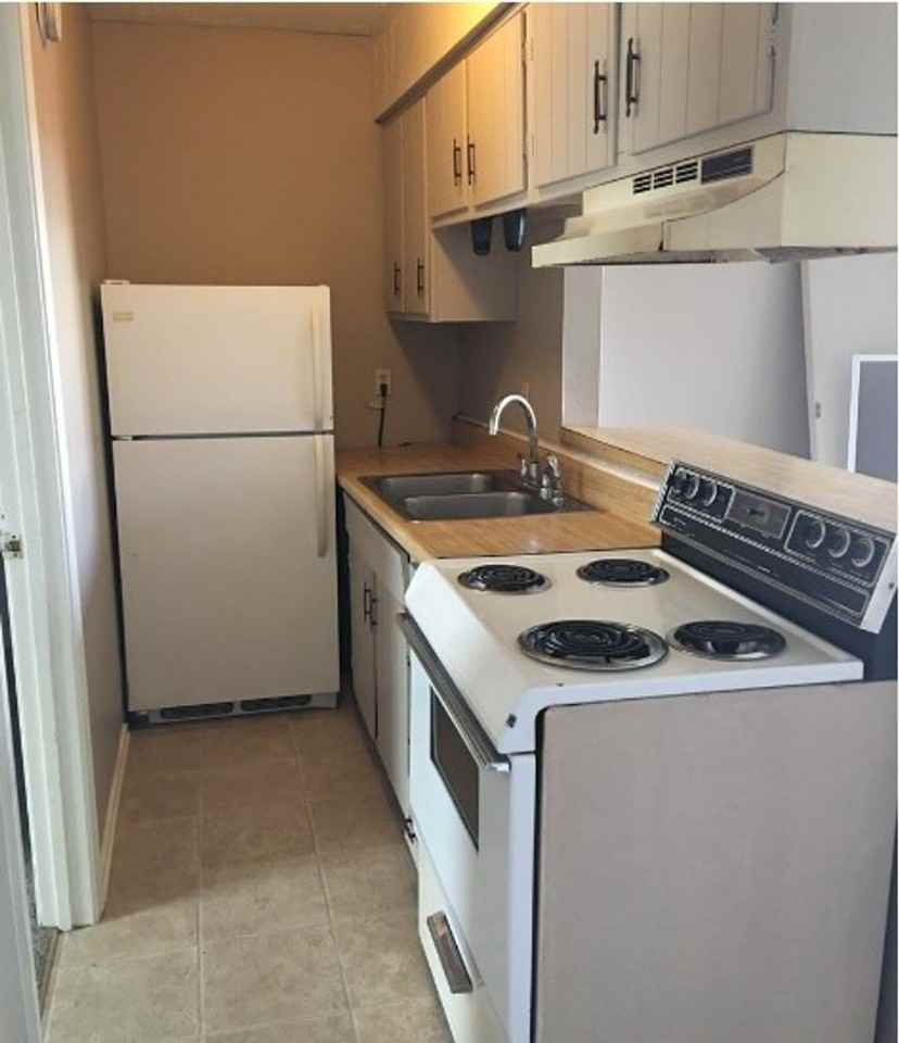 Home for the Holidays!! - Photo 3 of 6