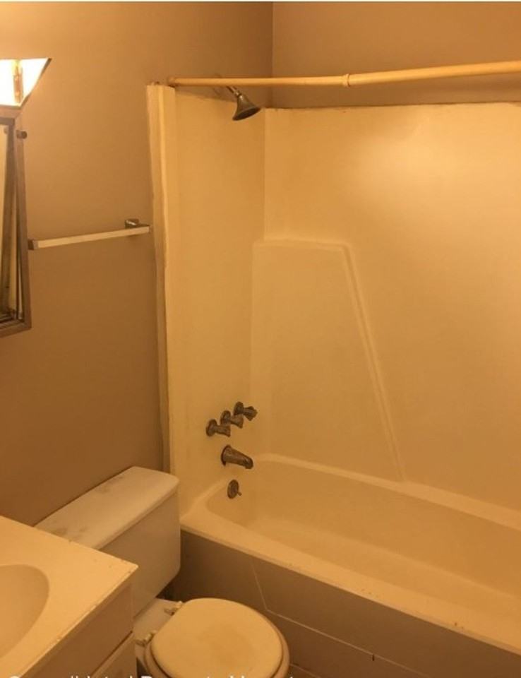 Home for the Holidays!! - Photo 5 of 6