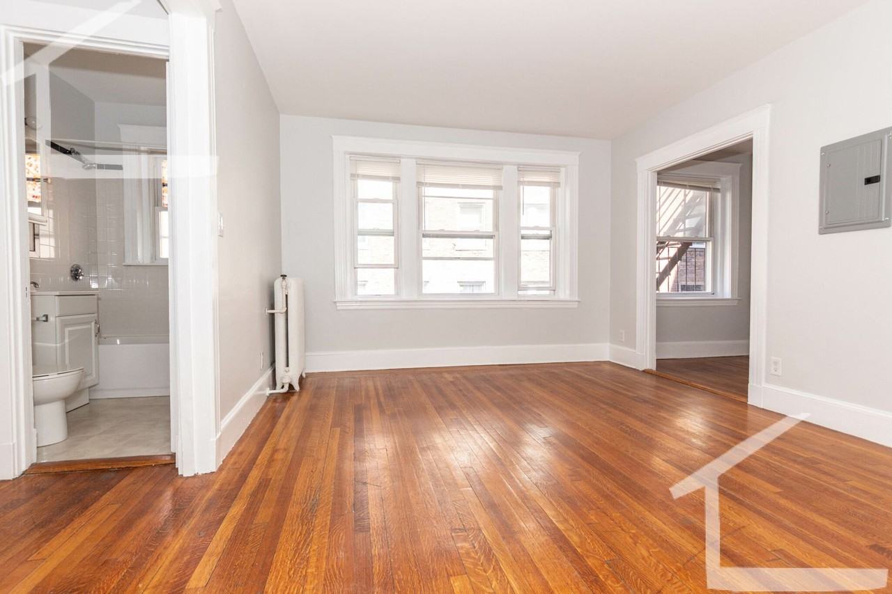 1597 Commonwealth Ave - Photo 2 of 7