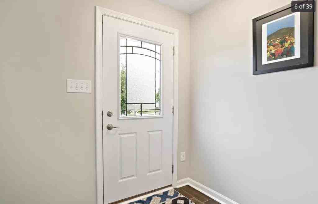 16621 Gossamer Dr - Photo 6 of 39