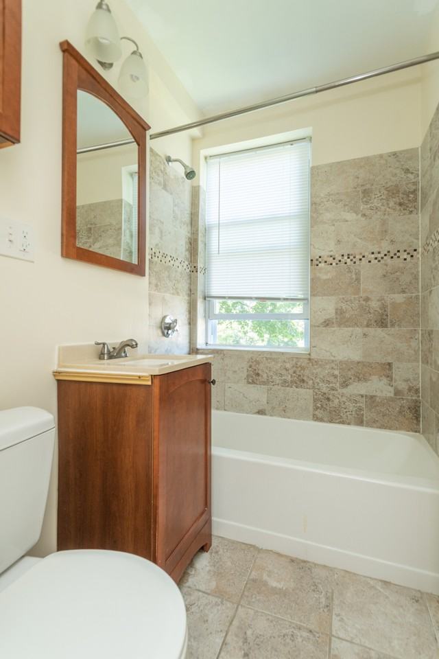 138 Highland Ave #15 - Photo 2 of 10