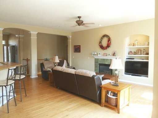 4408 Lazy K Dr - Photo 3 of 13