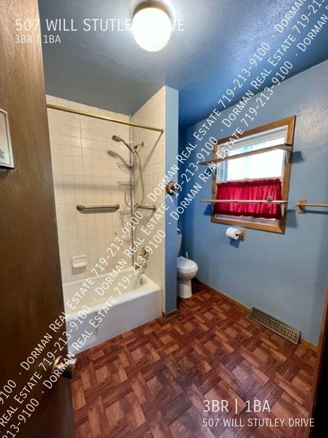 507 Will Stutley Dr - Photo 2 of 23