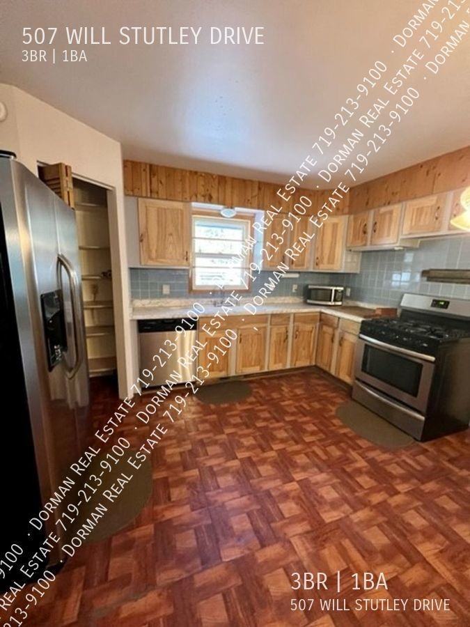 507 Will Stutley Dr - Photo 3 of 23