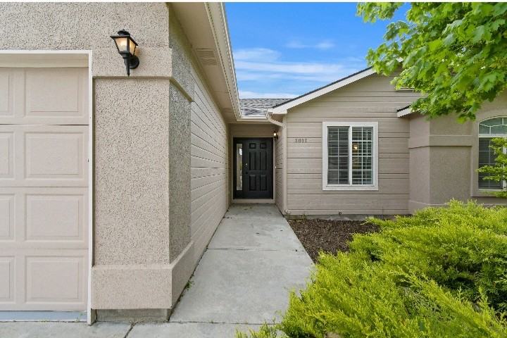 3007 Manchester Dr #NA - Photo 2 of 18