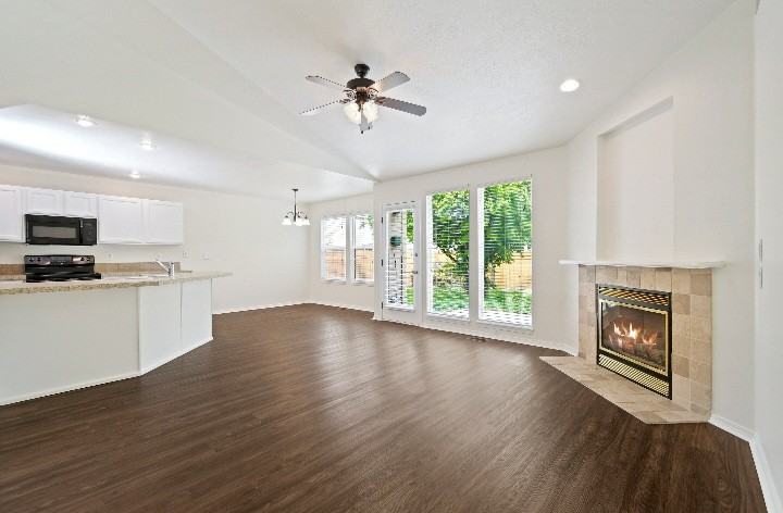 3007 Manchester Dr #NA - Photo 5 of 18