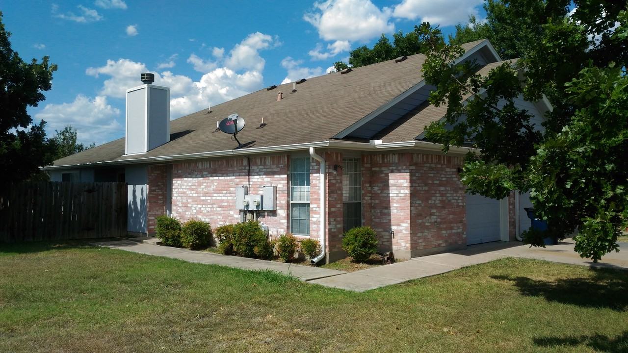 109 Axis Deer Trl #A - Photo 3 of 19