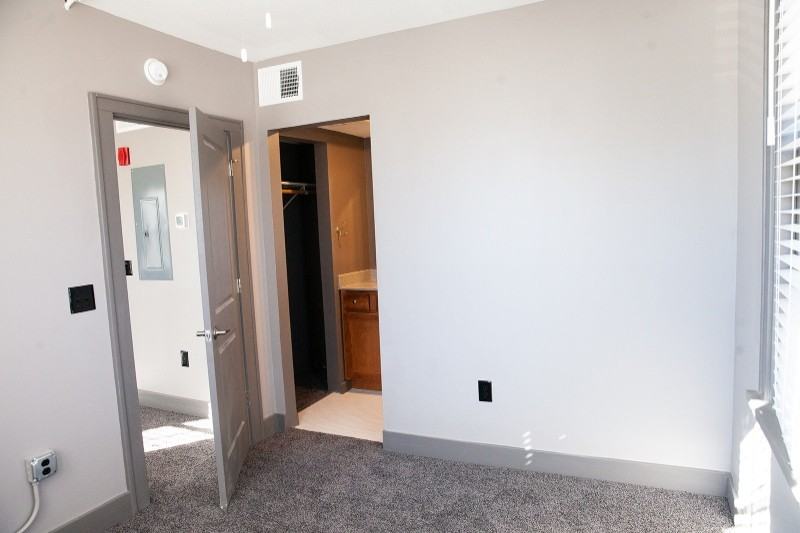 1111 East Iron Avenue - Photo 6 of 14