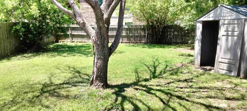 316 Vicksburg Cir - Photo 2 of 12