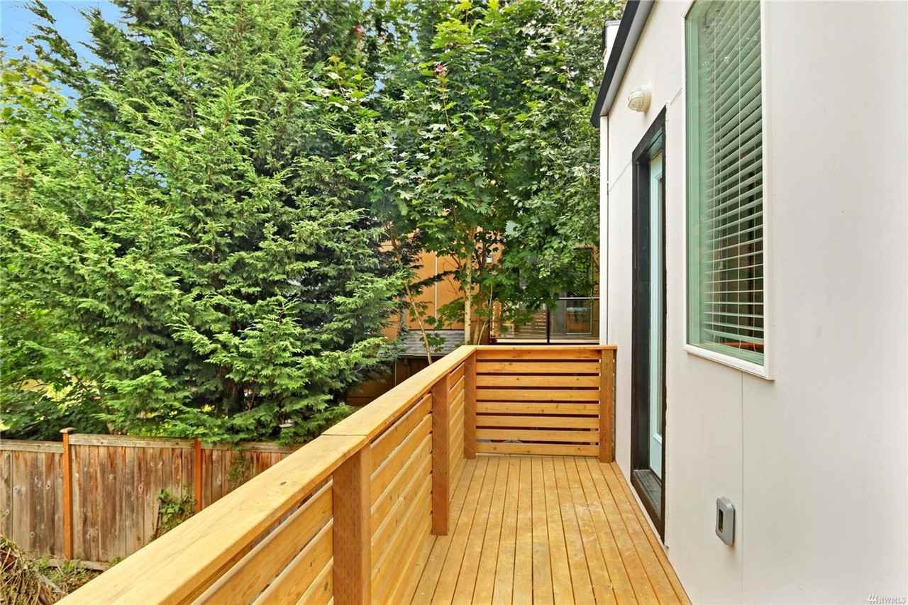 2608 - Photo 7 of 10