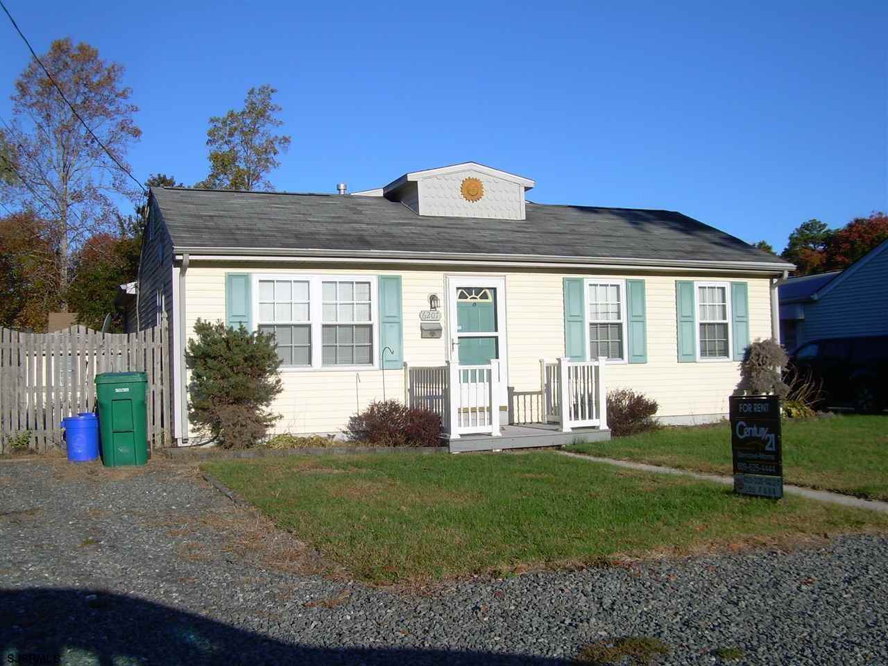 6207 Roberts Ave - Photo 2 of 3