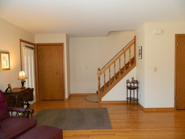 315 Grant Pl - Photo 3 of 25