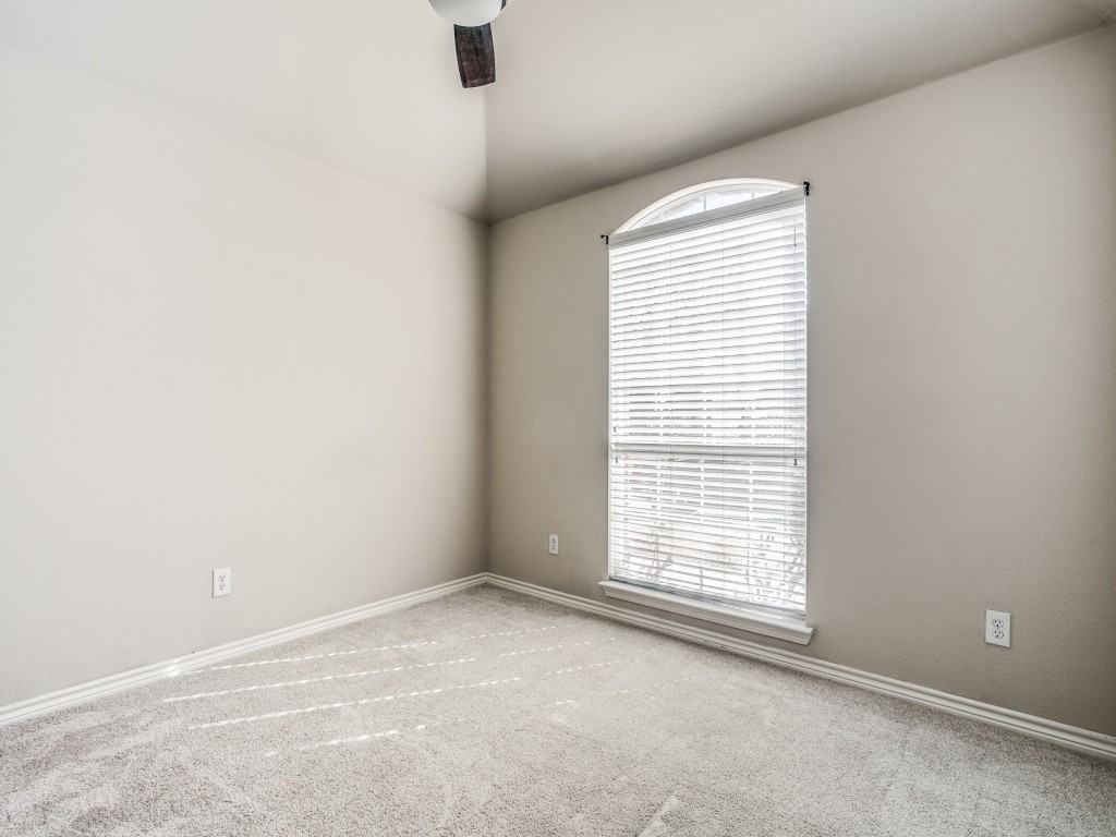 408 High Desert Dr #1 - Photo 6 of 12