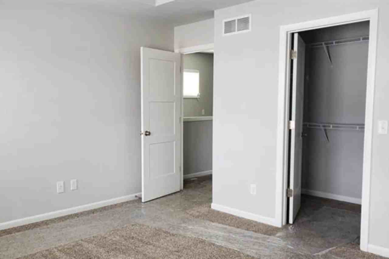 2504 Wildcat Dr - Photo 3 of 31