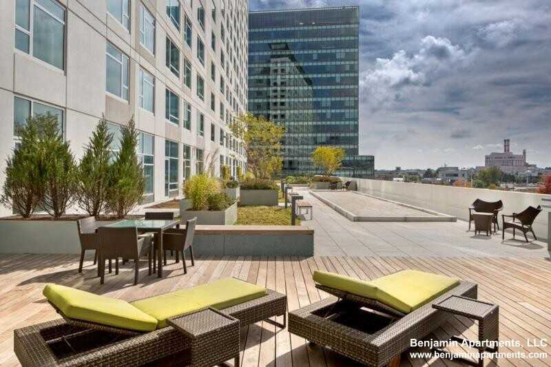 Congress St. & Seaport Boston #1902 - Photo 3 of 9