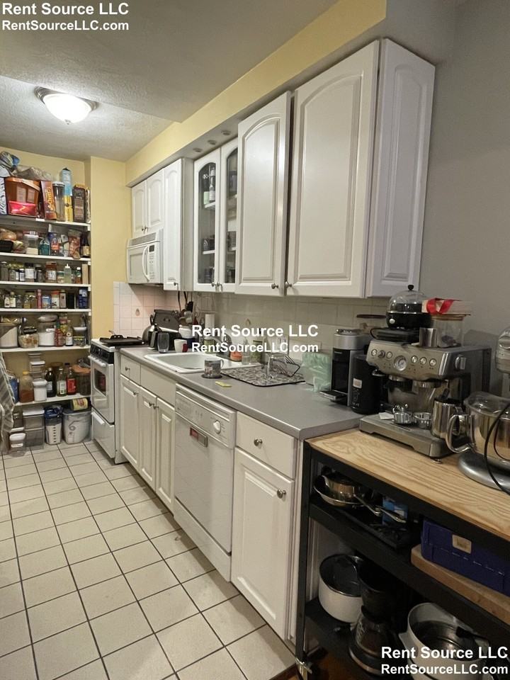 187 Brookline St #1 - Photo 7 of 11